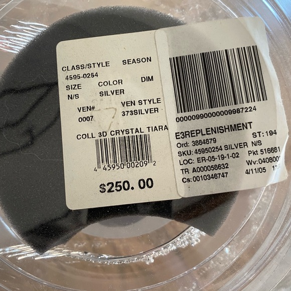 Crystal Tiara - Picture 5 of 6